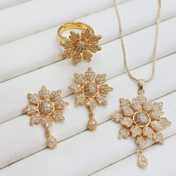 ELEGANT PUSHPA JEWELRY SET - Image 3