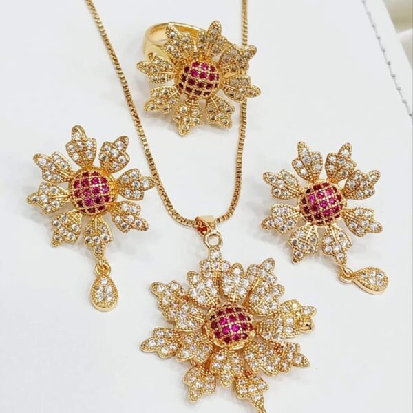 ELEGANT PUSHPA JEWELRY SET