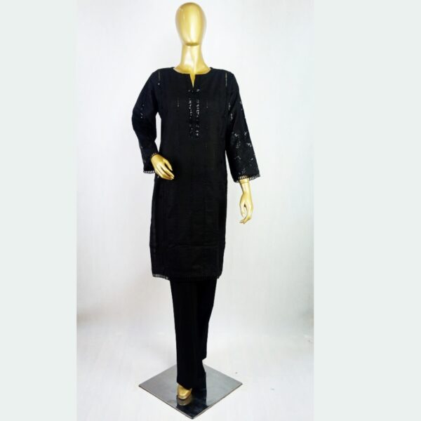 WINTER EMBROIDERED KHADDAR 2-PIECE OUTFIT - Image 4