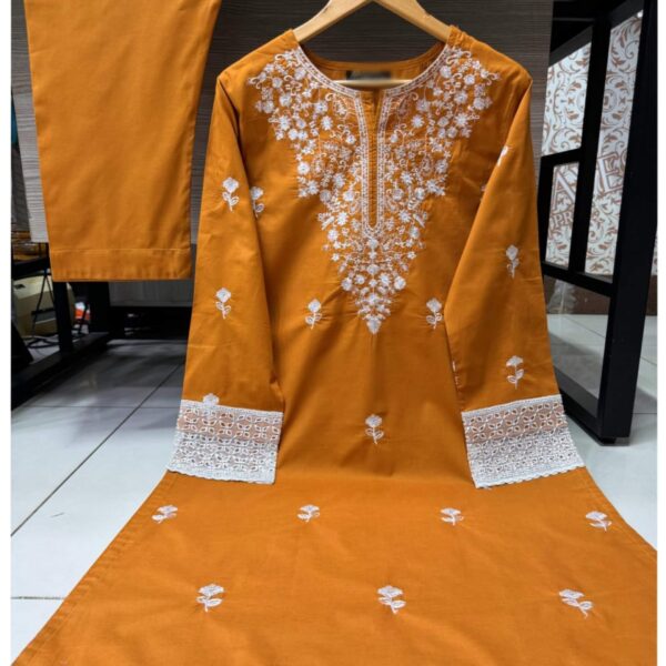 ELEGANCE REDEFINED – A PERFECT BLEND OF STYLE & COMFORT - Image 4